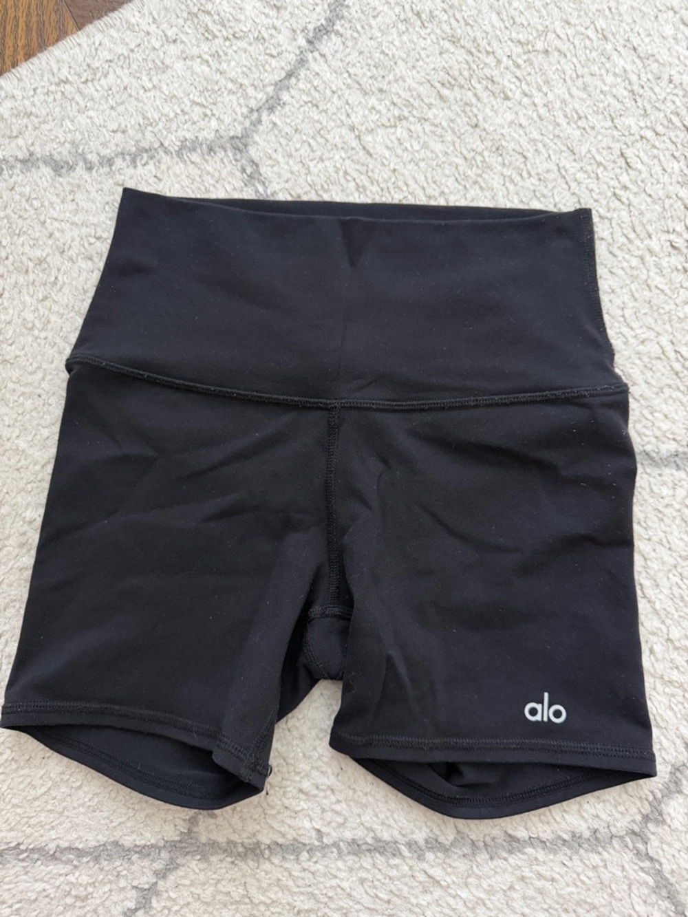 ALO YOGA - 5" Airbrush High-Waist Biker Short - Picture 2 of 3